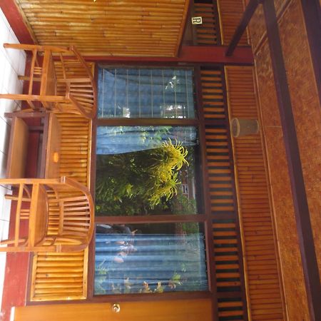 Paradise Palm Beach Bungalows And Dive Center Tulamben Exteriér fotografie