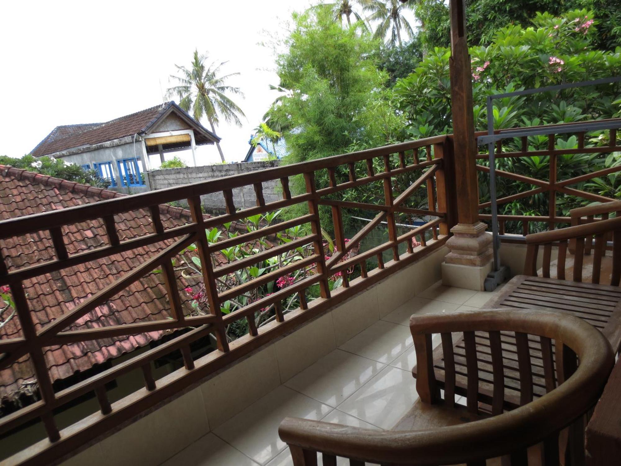 Paradise Palm Beach Bungalows And Dive Center Tulamben Exteriér fotografie