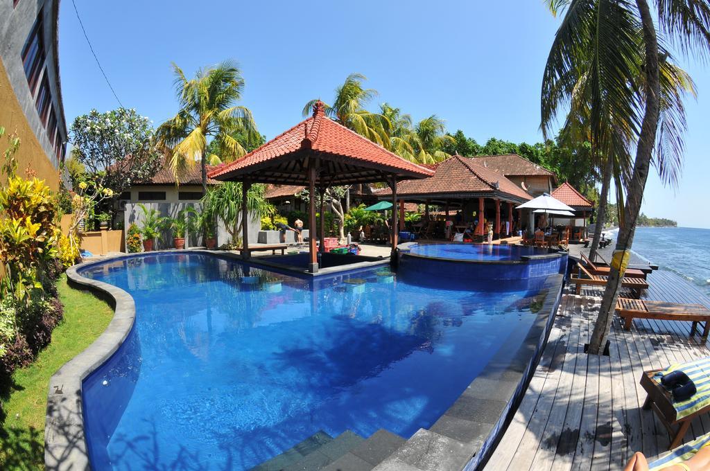 Paradise Palm Beach Bungalows And Dive Center Tulamben Exteriér fotografie